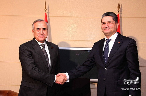 Ամբողջ ալբոմ