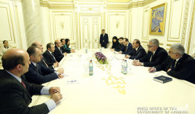 PM of Armenia met with Lebanese Foreign Minister
